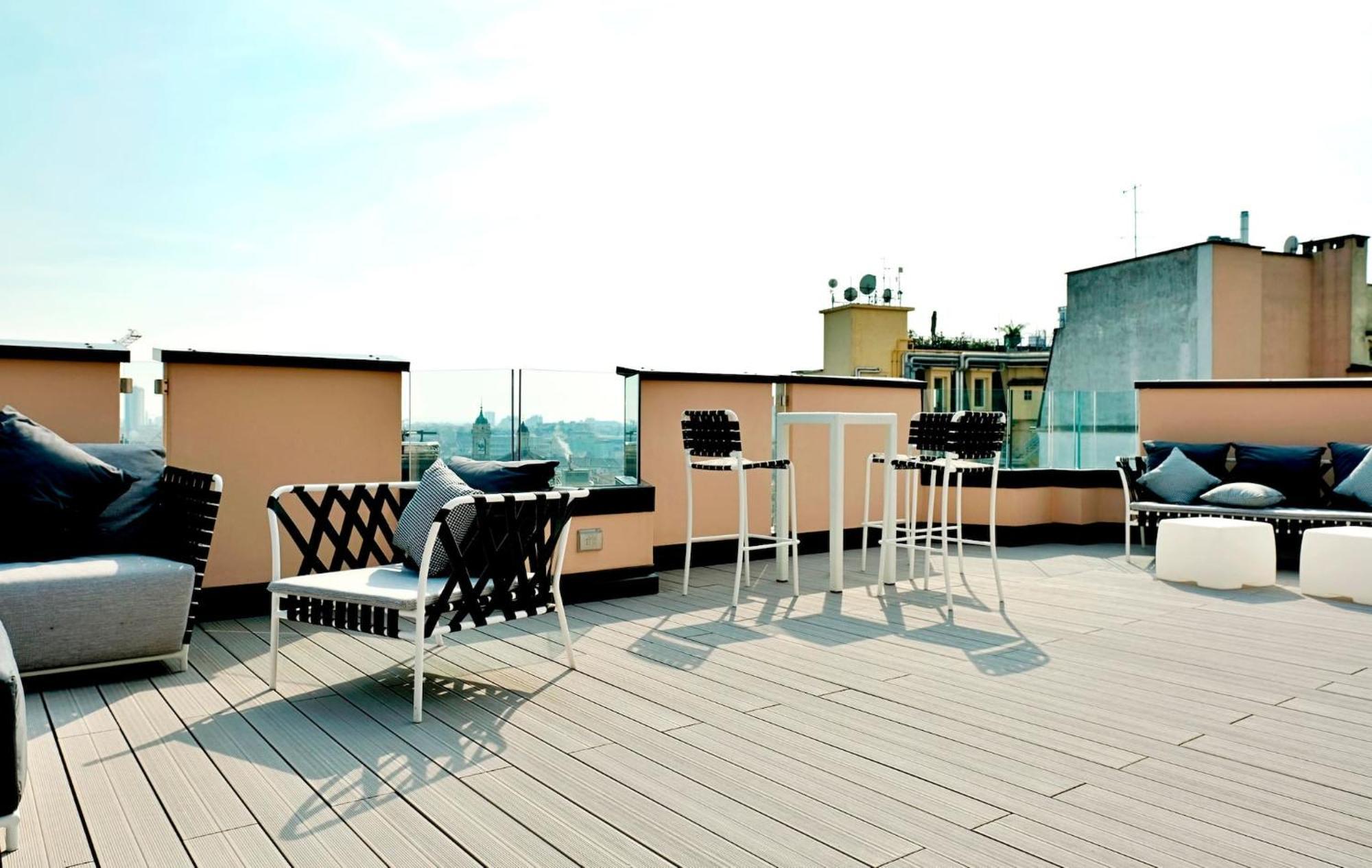 San Babila Central Tower With Panoramic Terrace Overlooking Duomo By Rentopolis Milano Eksteriør bilde