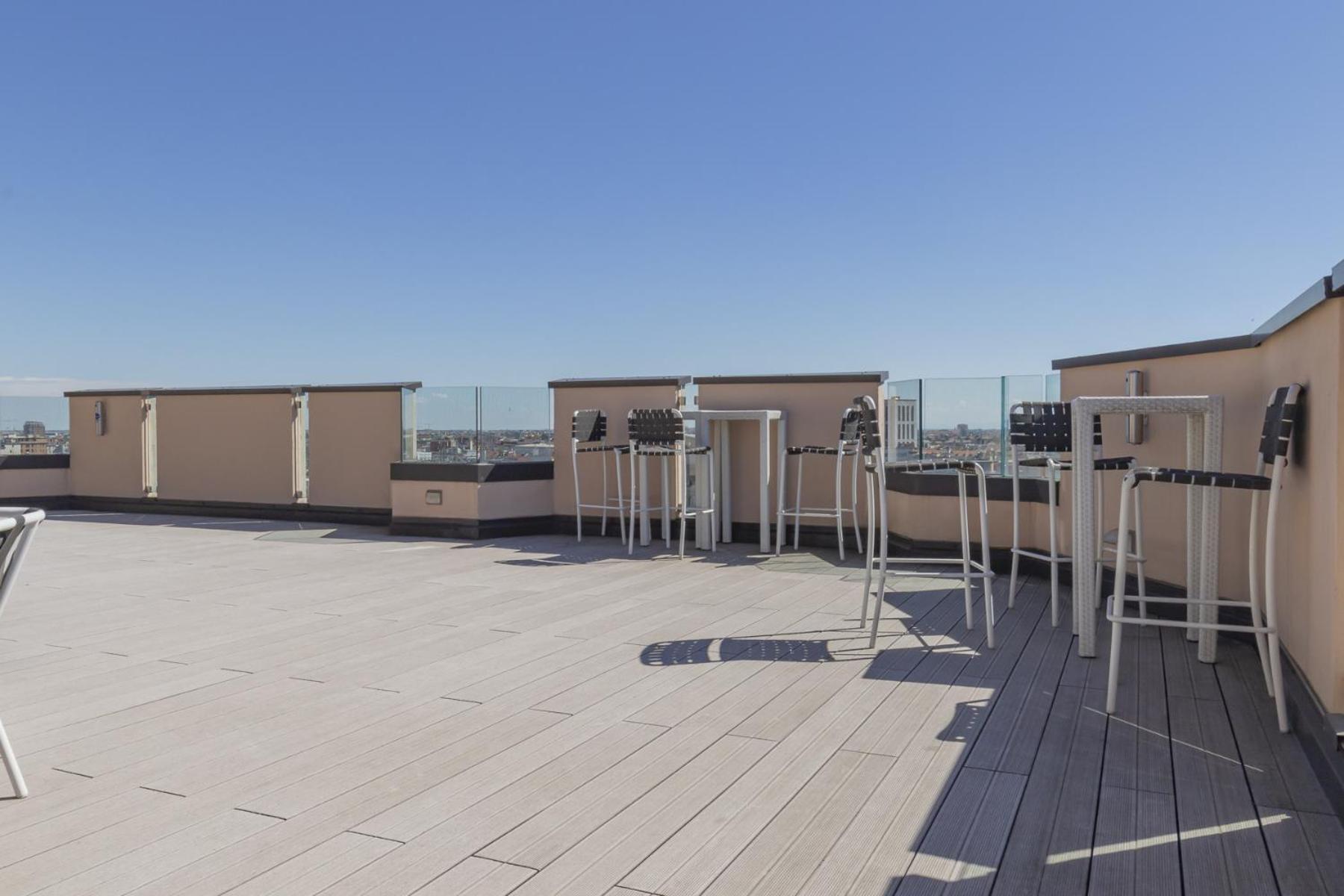 San Babila Central Tower With Panoramic Terrace Overlooking Duomo By Rentopolis Milano Eksteriør bilde