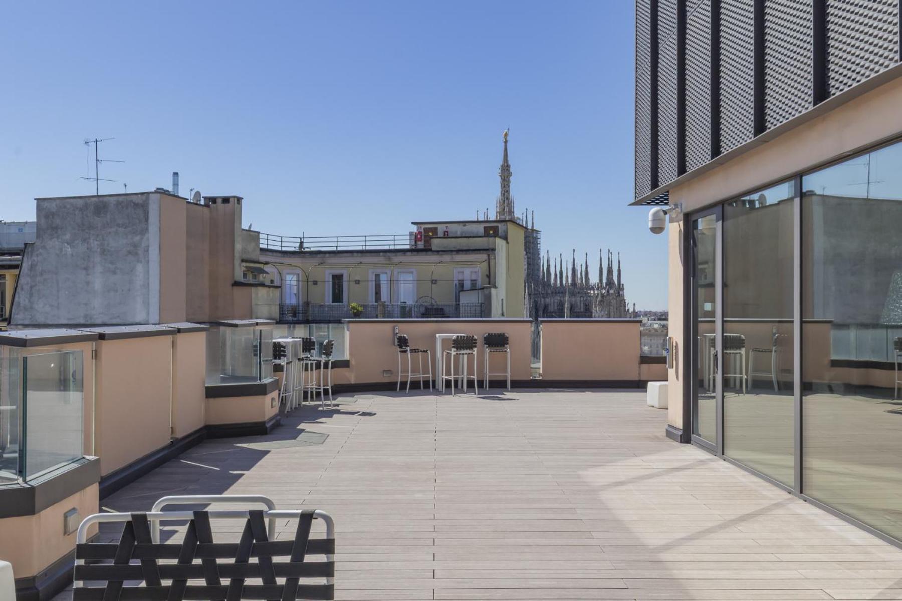 San Babila Central Tower With Panoramic Terrace Overlooking Duomo By Rentopolis Milano Eksteriør bilde